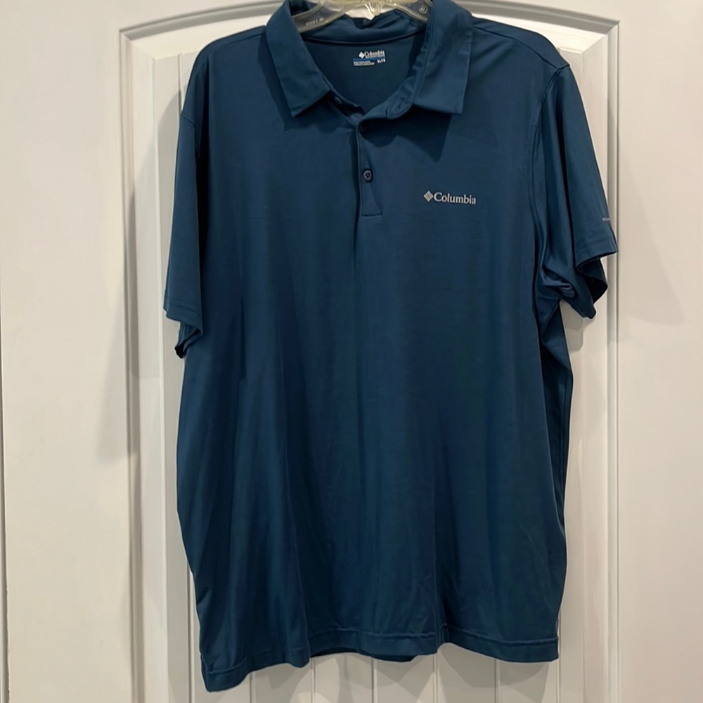 Columbia polo. Blue. Buttery soft feel. Size XL EXCELLENT condition!